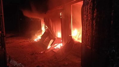 السيطرة على حريق نشب في كارافان في قرية بالغربية دون وقوع إصابات 