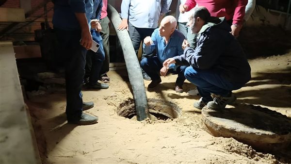 متابعة إصلاح خط الطرد