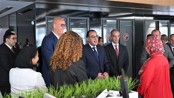 رئيس الوزراء يتفقد