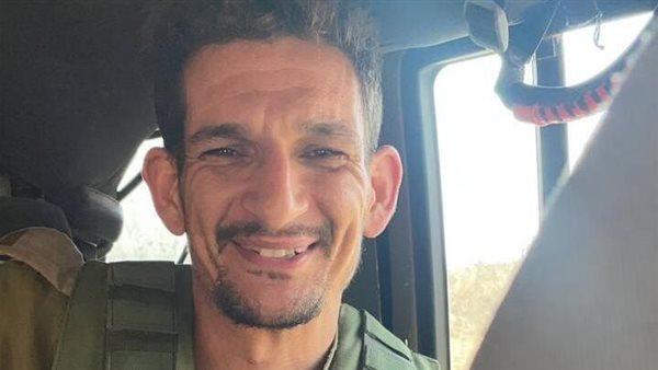  تشين ياهالوم، الرائد