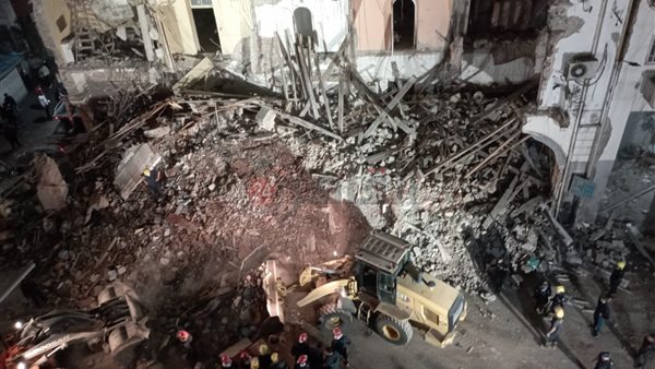 انهيار منزل