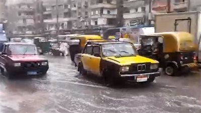 غرق شوارع الإسكندرية بمياه الأمطار في ثاني أيام نوة المكنسة | بث مباشر