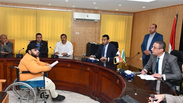 خلال اللقاء الدوري