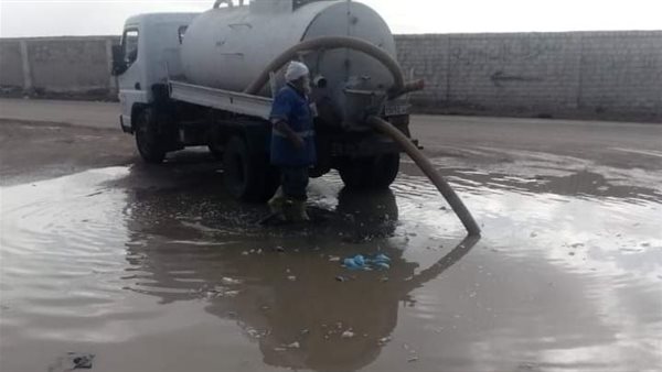 أعمال كسح مياه الأمطار