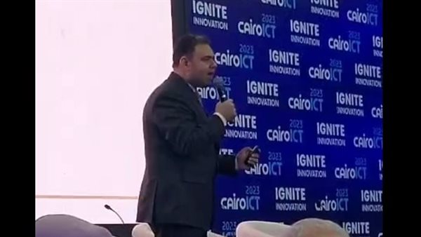 الإعلامي محمد فتحي