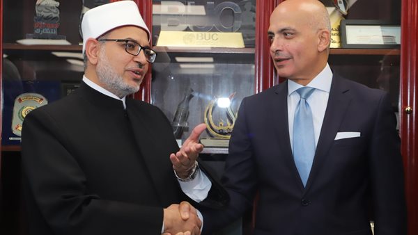 رئيس جامعة عين شمس