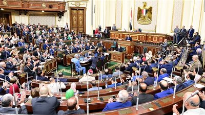 البرلمان يوافق على إحالة 17 تقريرا للجنة الاقتراحات والشكاوى إلى الحكومة