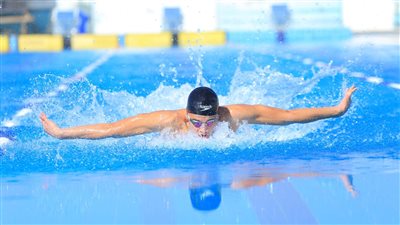 مصر تتصدر منافسات السباحة في اليوم الثاني بالبطولة العربية المدرسية