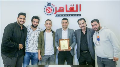 القاهرة 24 يكرم محمود البنا كأفضل حكم في مصر | صور