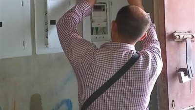 جهاز 6 أكتوبر يشن حملة لـ غلق وسحب عدادات المرافق المخالفة