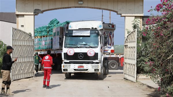 المساعدات الانسانية