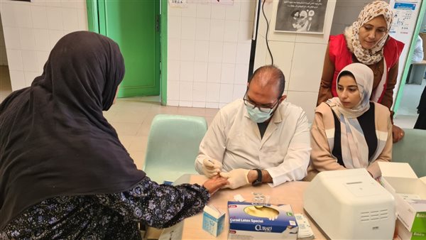 قافلة طبية بقرية