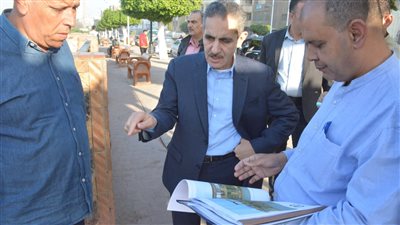 محافظ الغربية يتفقد أماكن منافذ بيع السلع بكفر الزيات لمواجهة جشع التجار 