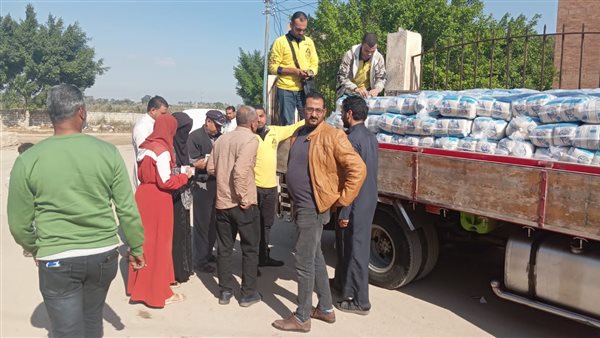 توزيع 5 طن سكر بأحياء