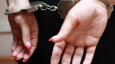 القبض على مستريحة الدواجن بالإسكندرية بعد استيلائها على 3 ملايين جنيه من المواطنين | بث مباشر