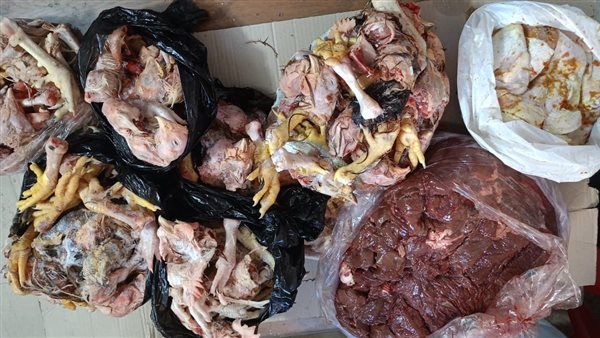 لحوم غير صالحة للاستهلاك