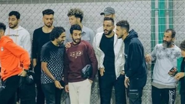 أحمد فتوح رفقة لاعبي