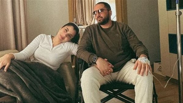 أحمد ثروت وخطيبته