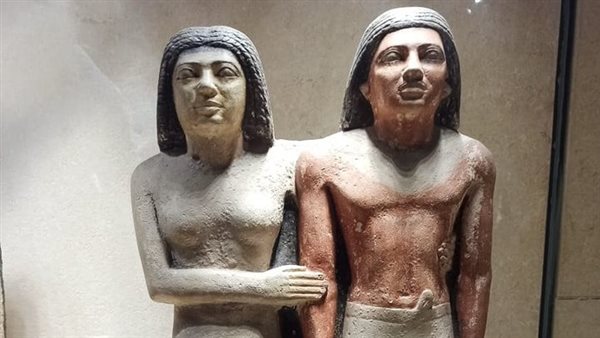  تمثال لاحد النبلاء