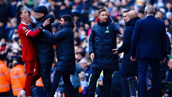 مشادة داروين نونيز