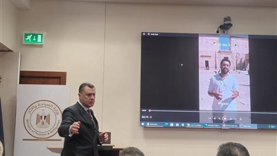 وزير السياحة: 300 ألف سائح زاروا مصر خلال الفترة الماضية