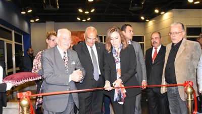 وزيرة الثقافة تفتتح معرض العمارة الشعبية رؤى ومسيرة بالهناجر