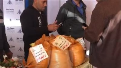 اللحمة بـ 180.. جامعة بنها تفتح معرضا لبيع منتجاتها بأسعار مخفضة | بث مباشر