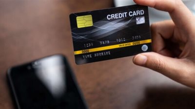 بعد التدفقات الدولارية.. هل يتم إعادة النظر في فتح الكريدت كارد بالدولار خارج وداخل مصر؟