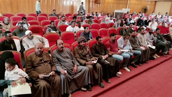 جانب من جلسة المزاد