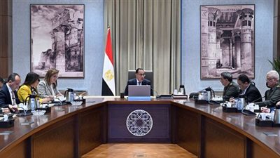 رئيس الوزراء يتابع موقف مشروع حياة كريمة وسداد مستحقات المقاولين