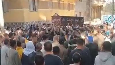مات وهو رايح الشغل.. تشييع جنازة طالب لقي مصرعه في حادث تصادم بالمنوفية | بث مباشر