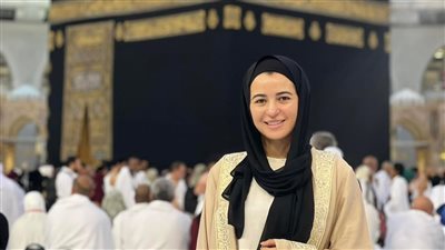بتول الحداد تؤدي مناسك العمرة: أحلى هدية في حياتي