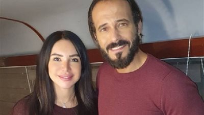 كنت هزعل لو محبتنيش.. يوسف الشريف يكشف تفاصيل أول لقاء جمعه بـ إنجي علاء 