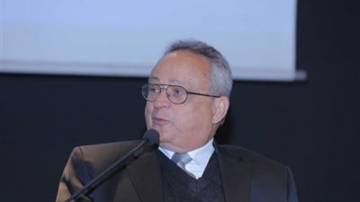 مدير مكتبة الإسكندرية: الشعوب المفتقرة لامتلاك مقومات تكنولوجية تتعرض لمخاطر كبيرة