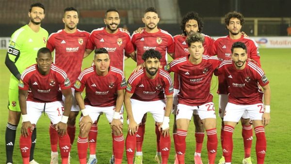 لاعبو الأهلي