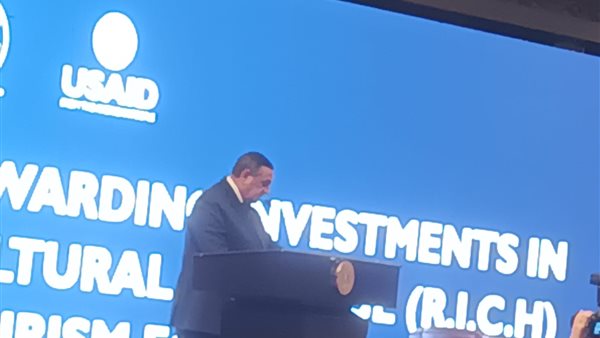  اللواء هشام آمنة