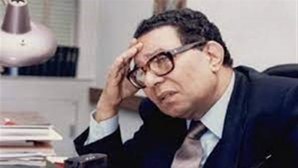 أحمد بهاء الدين 