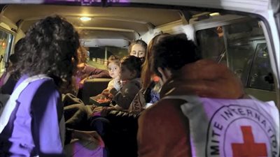 إسرائيل تتسلم قائمة الأسرى لدى حماس المقرر الإفراج عنهم اليوم الأربعاء