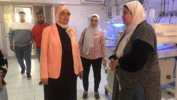 وكيل صحة السويس تتفقد