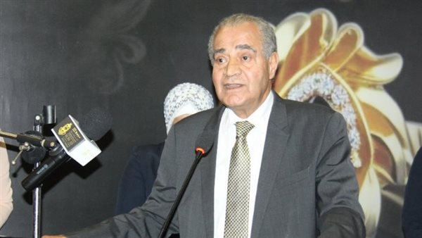 وزير التموين