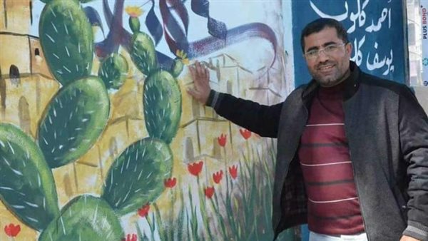 الفنان التشكيلي ثائر