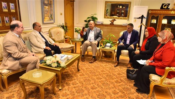 محافظ أسيوط