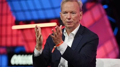 الرئيس التنفيذي السابق لـ جوجل: الذكاء الاصطناعي يُعرض البشرية للخطر خلال 5 سنوات 