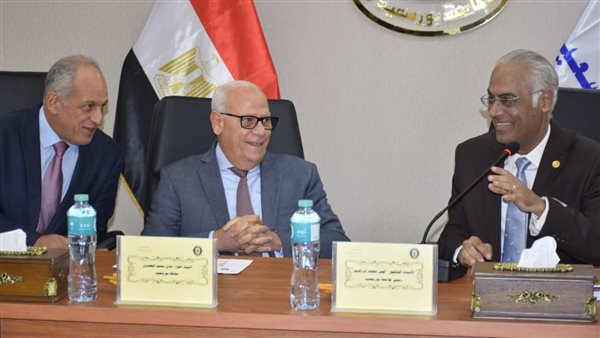 رئيس جامعة بورسعيد