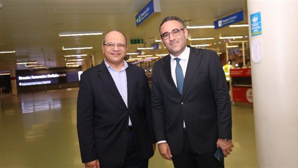 السفير المصري مع