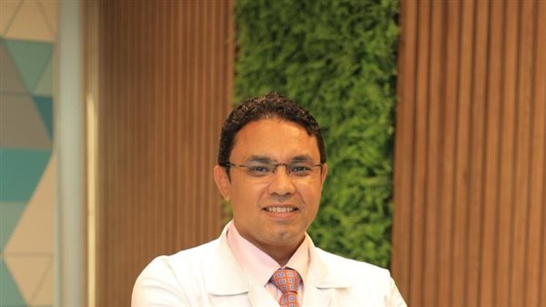 الدكتور عمرو سعيد