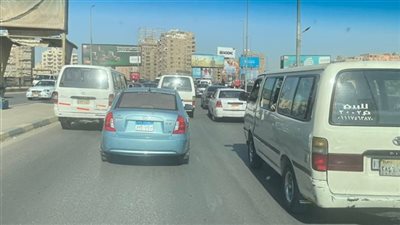 تعرف على الحالة المرورية بالطرق والمحاور والميادين في القاهرة والجيزة اليوم