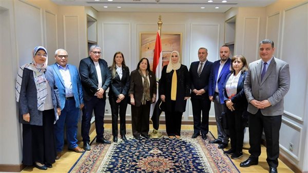 وزيرة التضامن تستقبل