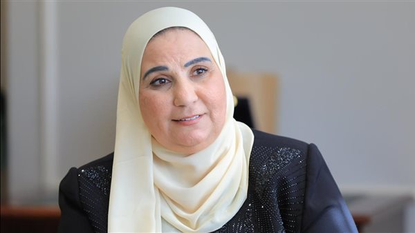 نيقين القباج وزيرة