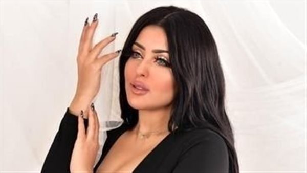 البلوجر سلمى الشيمي